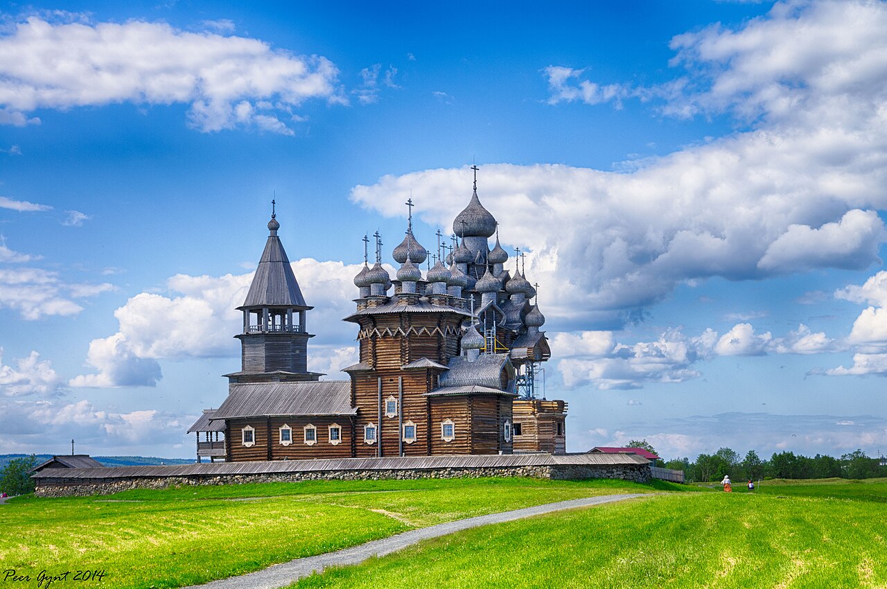 Landtour 9N8Đ Moscow – Petrozavodsk – Kizhi – Saint Petersburg